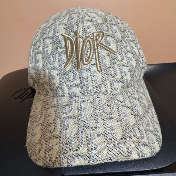 Christian Dior baseball Beige and Gray Cap - Picture 2 of 4